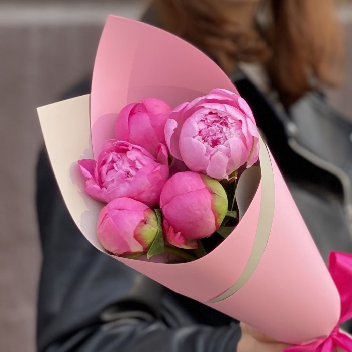 5 розовых пионов Флеминг